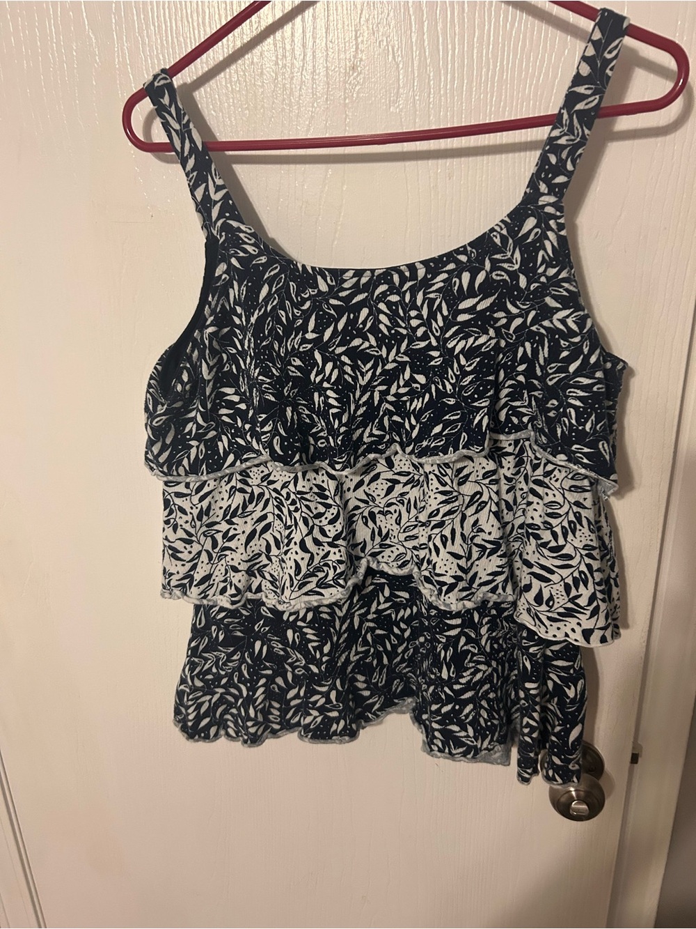 dressbarn Navy and White Layered Leaf-Print Tank - Picture 2 of 4